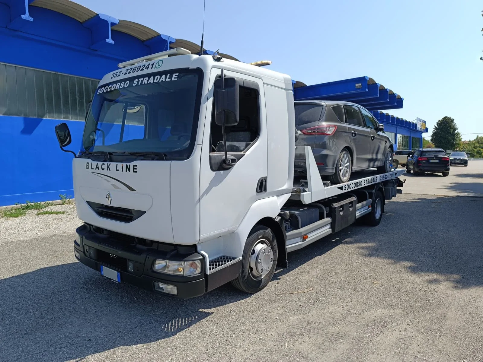Carroattrezzi BLACK LINE